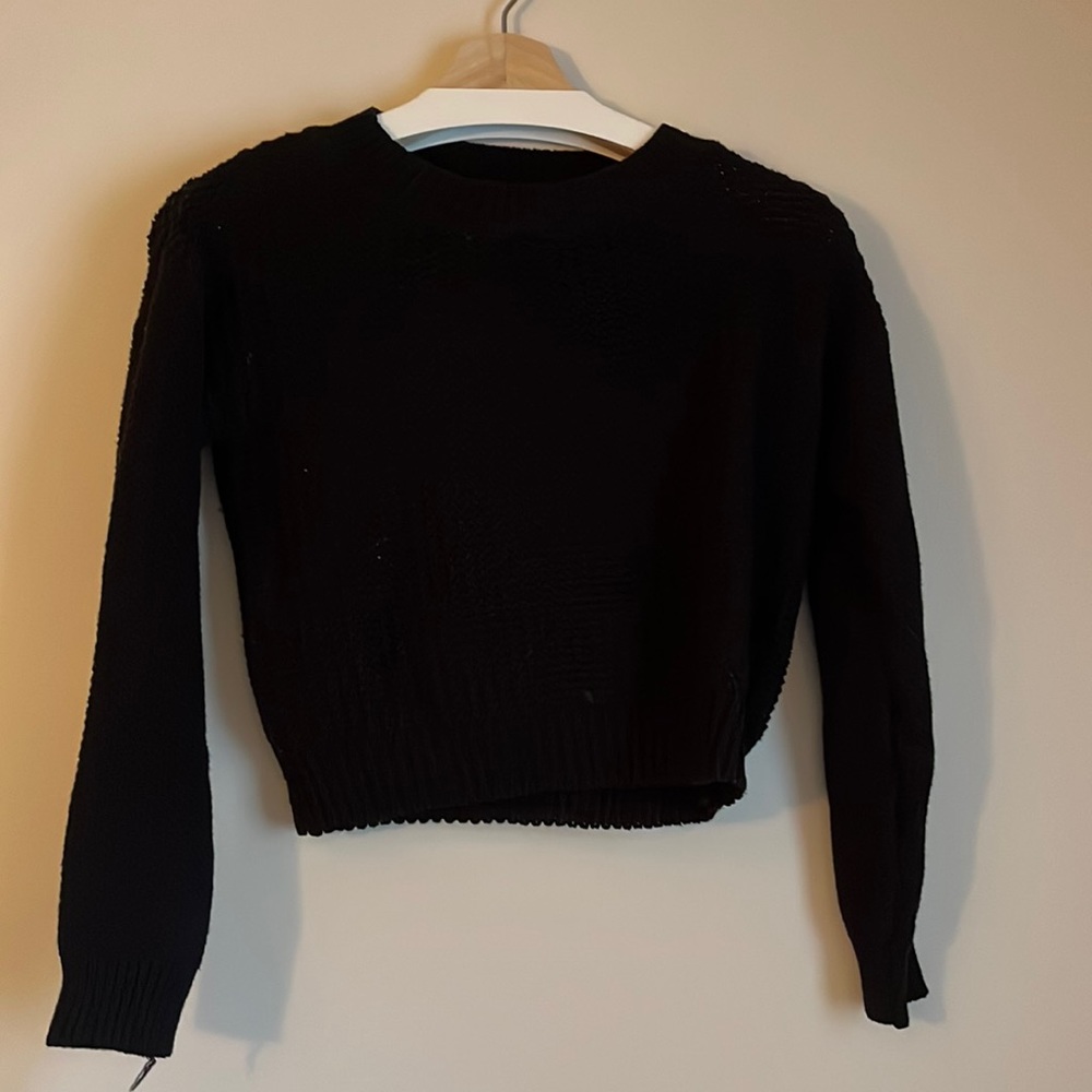 Forever 21 Black Crew Neck Sweater - Picture 3 of 5